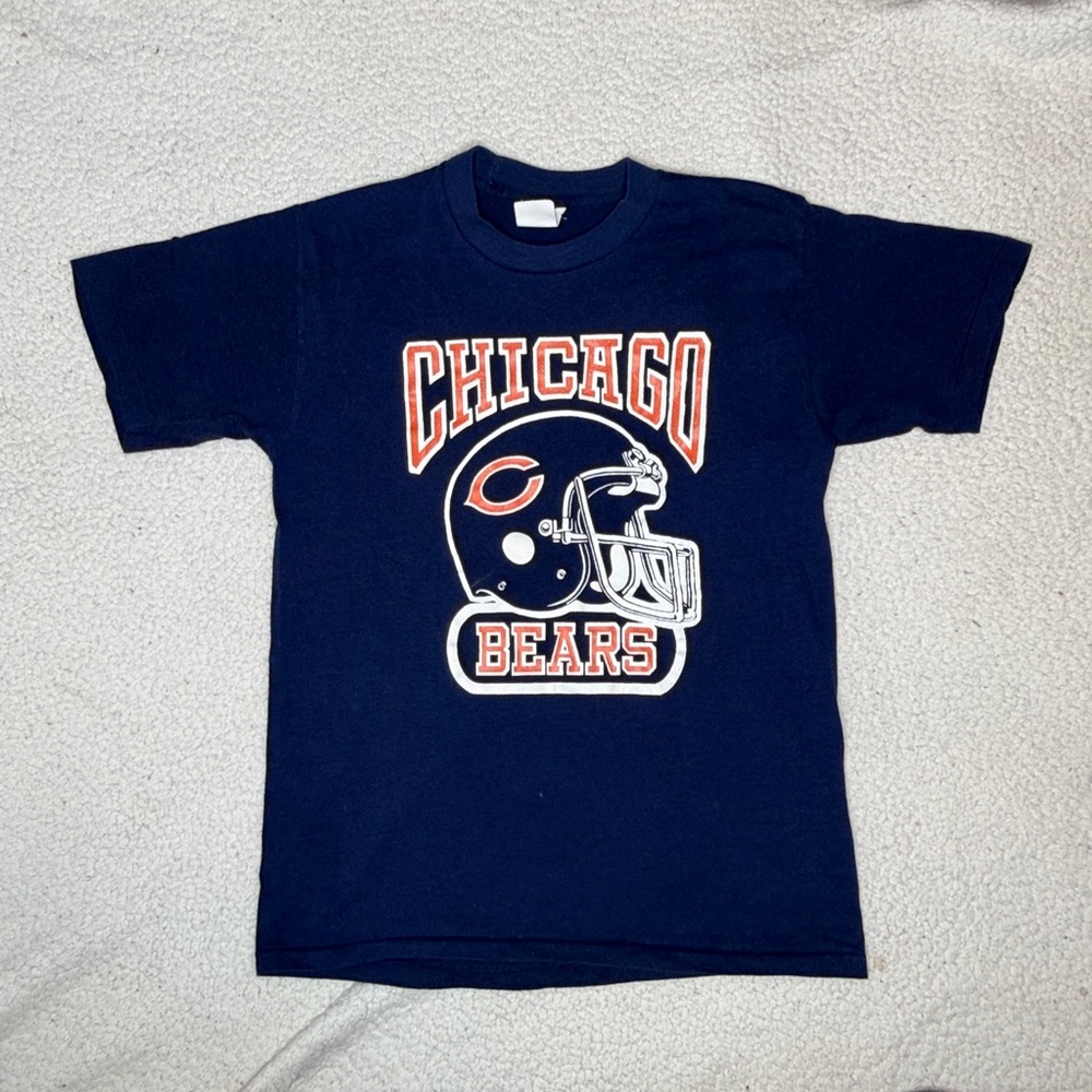 Vintage Logo 7 Chicago Bears T-Shirt: Size Small